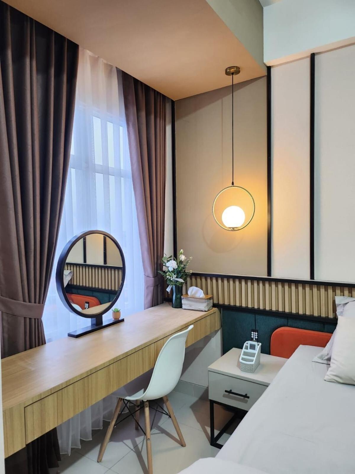 Spacious Comfortable Apartemen South Surabaya Exterior photo